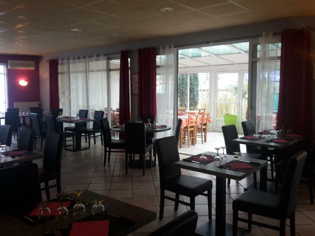 Hotel Restaurant Le Chalet Cabariot ภายนอก รูปภาพ